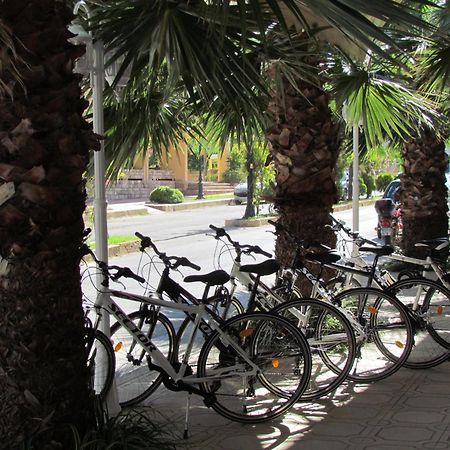 Kentrikon Hotel & Spa Loutra Edipsou  Bagian luar foto