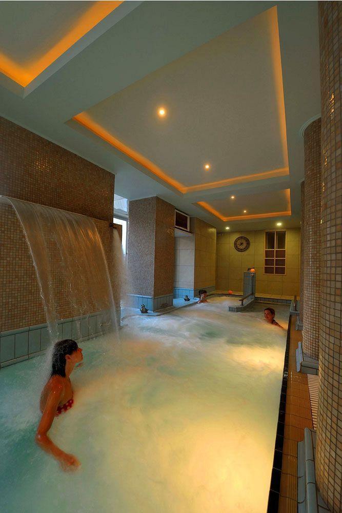 Kentrikon Hotel & Spa Loutra Edipsou  Bagian luar foto